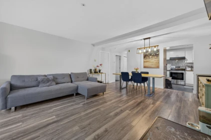 Family Room Photo of 104 7475 138 Street, Surrey, BC