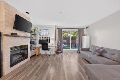 Kitchen Island Photo of 104 7475 138 Street, Surrey, BC