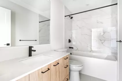 Primary Bathroom Photo of 403 33538 Cottage Lane, Abbotsford, BC