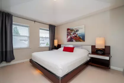 Office / Den Photo of 4 18055 70th Avenue, Surrey, BC