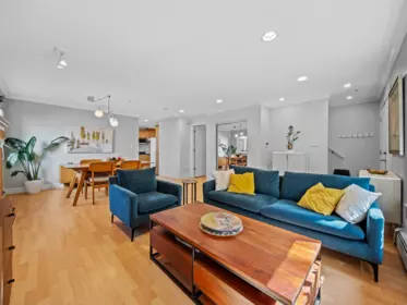 Breakfast Nook Photo of 533 E 8th Avenue, Vancouver, BC