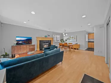 Living Room Photo of 533 E 8th Avenue, Vancouver, BC