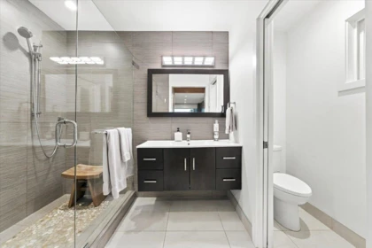 Powder Room Photo of 1095 W Keith Road, North Vancouver, BC
