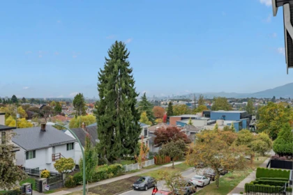 Outdoor Patio Photo of 1 3581 Haida Drive, Vancouver, BC
