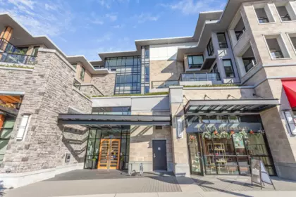 206 3220 Connaught Crescent, North Vancouver, BC, North Vancouver — Apartment/Condo for sale