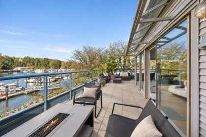 202 4743 W River Road, Ladner, BC, Ladner — Apartment/Condo for sale