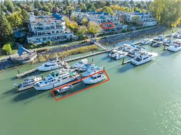 202 4743 W River Road, Ladner, BC, Ladner — Apartment/Condo for sale