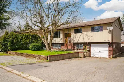 19741 54a Avenue, Surrey, BC, Surrey — Single Family Residence for sale