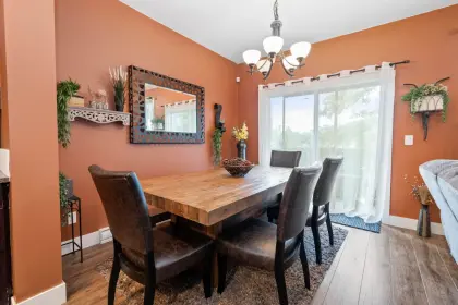 8 9280 Broadway Street, Chilliwack, BC, Chilliwack — Townhouse for sale