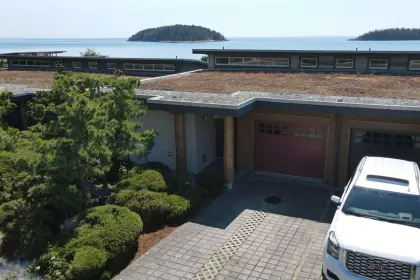 5379 Wakefield Beach Lane, Sechelt, BC, Sechelt — Townhouse for sale