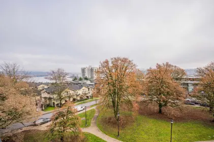 404 240 Francis Way, New Westminster, BC, New westminster — Apartment/Condo for sale