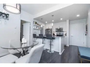 205 2242 Whatcom Road, Abbotsford, BC, Abbotsford — Apartment/Condo for sale