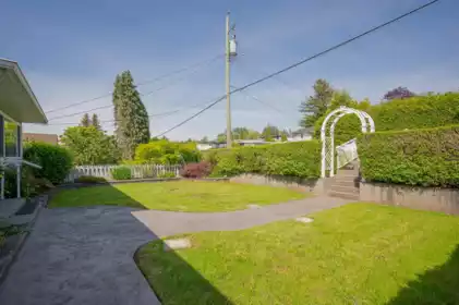 10327 125 Street, Surrey, BC, Surrey — Single Family Residence for sale