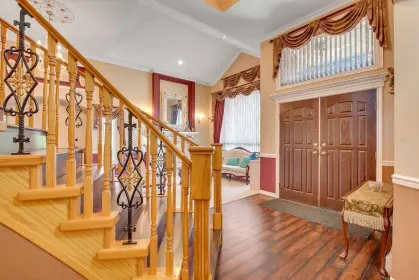 7217 130 Avenue, Surrey, BC, Surrey — Single Family Residence for sale