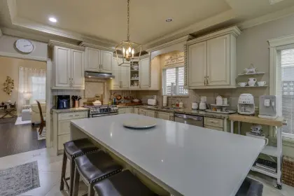 10260 Williams Road, Richmond, BC, Richmond — Single Family Residence for sale