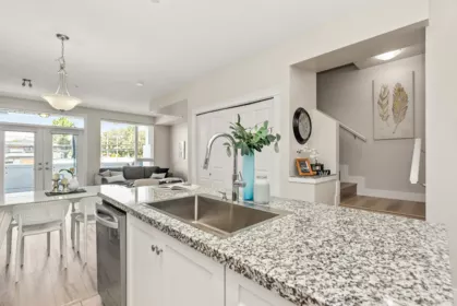 211 7908 Graham Avenue, Burnaby, BC, Burnaby — Townhouse for sale