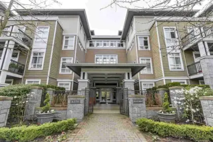 310 6279 Eagles Drive, Vancouver, BC, Vancouver — Apartment/Condo for sale