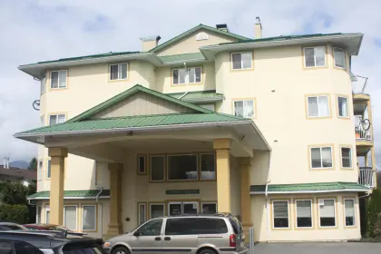 201 46777 Yale Road, Chilliwack, BC, Chilliwack — Apartment/Condo for sale