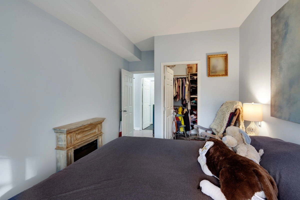 Bedroom 2 Photo of 8 123 Seventh Street, New Westminster, BC