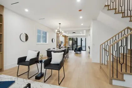 5715 Forglen Drive, Burnaby, BC, Burnaby — Half Duplex for sale