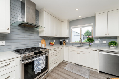 18787 56b Avenue, Surrey, BC, Surrey — Single Family Residence for sale