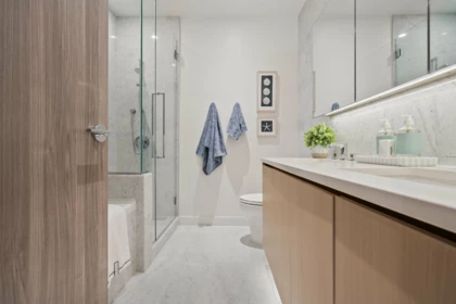 Loft / Bonus Room Photo of 4402 4720 Lougheed Highway, Burnaby, BC