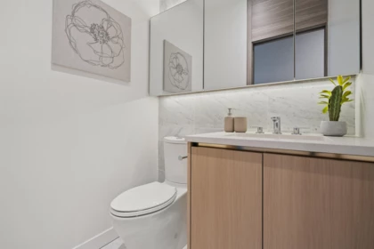 Mudroom Photo of 4402 4720 Lougheed Highway, Burnaby, BC