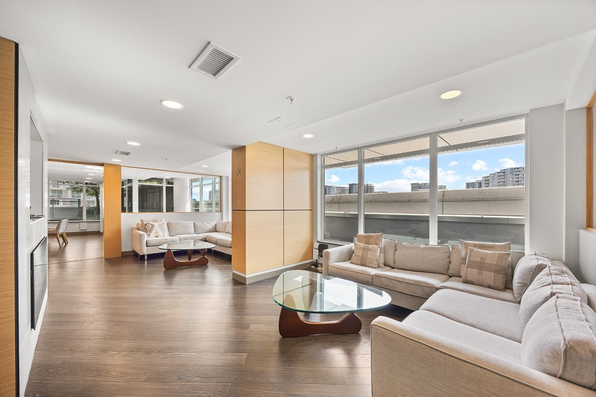 Entry Foyer Photo of 1213 6288 No. 3 Road, Richmond, BC