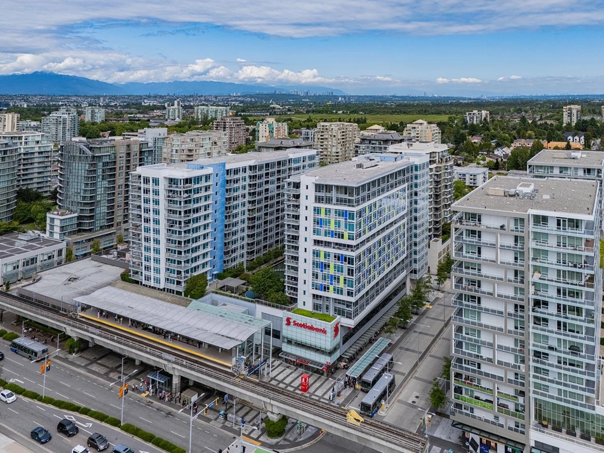 Garden / Landscaping Photo of 1213 6288 No. 3 Road, Richmond, BC