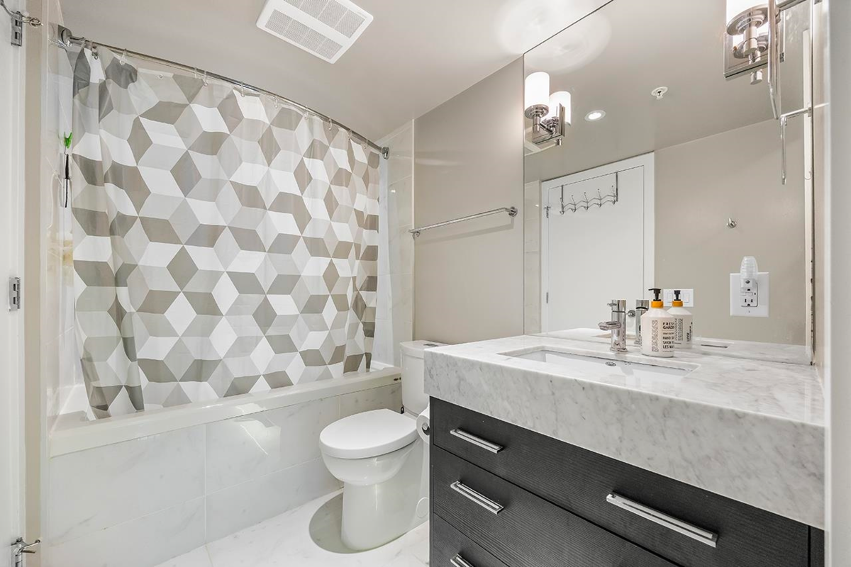 Walk-In Closet Photo of 1213 6288 No. 3 Road, Richmond, BC