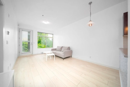 309 10499 University Drive, Surrey, BC