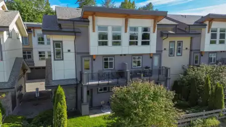 18 39548 Loggers Lane, Squamish, BC, Squamish — Townhouse for sale
