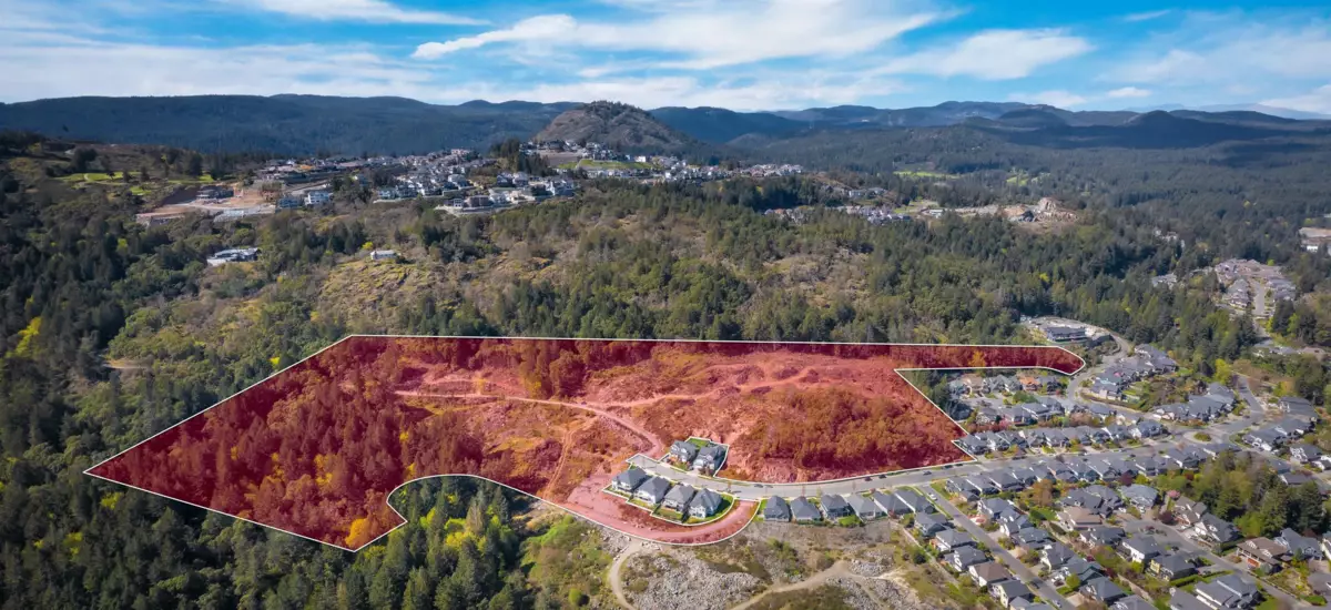 Exterior Front Photo of 2400 Echo Valley Drive, No City Value, BC