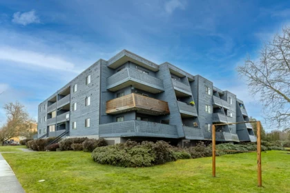 113 5906 176a Street, Surrey, BC, Surrey — Apartment/Condo for sale