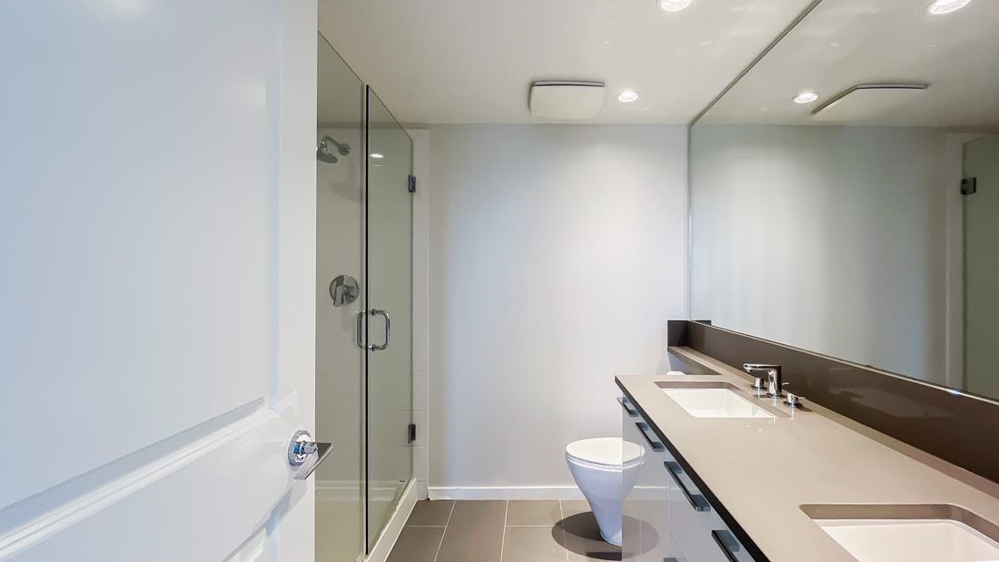 Guest Bathroom Photo of 907 6658 Dow Avenue, Burnaby, BC