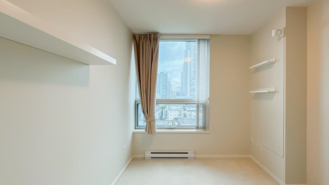 Powder Room Photo of 907 6658 Dow Avenue, Burnaby, BC