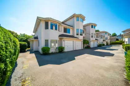 18 8220 Bennett Road, Richmond, BC, Richmond — Townhouse for sale