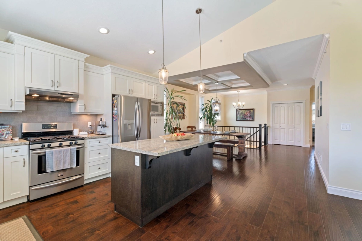 Breakfast Nook Photo of 13346 236 Street, Maple Ridge, BC