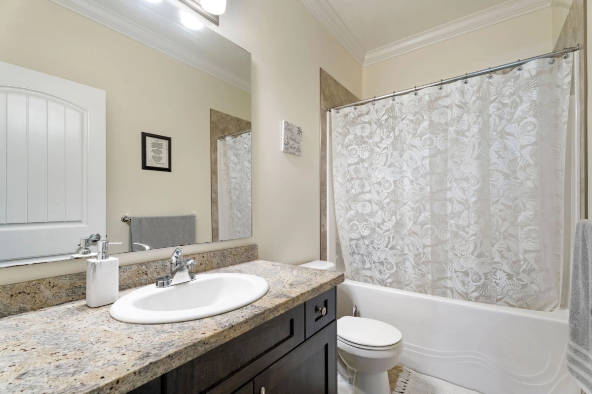 Hallway Photo of 13346 236 Street, Maple Ridge, BC