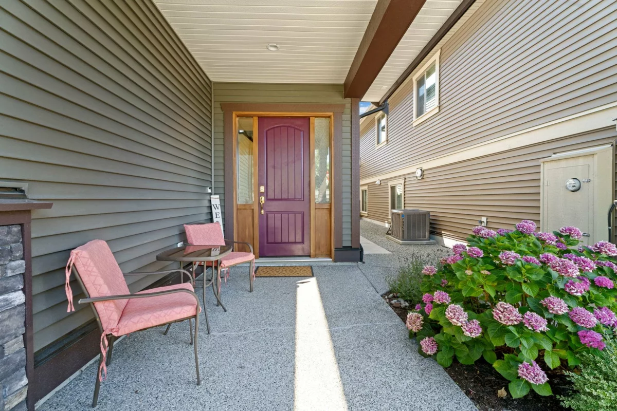 Living Room Photo of 13346 236 Street, Maple Ridge, BC