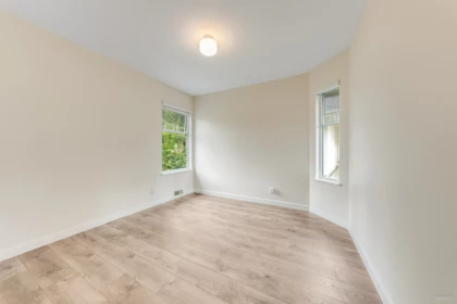 Hallway Photo of 16042 108a Avenue, Surrey, BC
