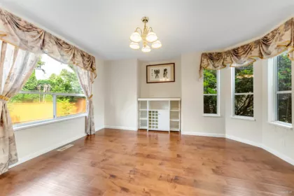 Mudroom Photo of 16042 108a Avenue, Surrey, BC