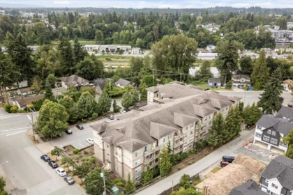 221 2515 Park Drive, Abbotsford, BC, Abbotsford — Apartment/Condo for sale