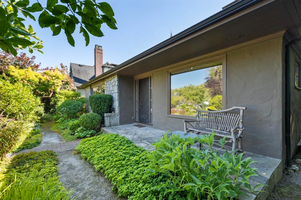 Backyard Photo of 2533 Wallace Crescent, Vancouver, BC