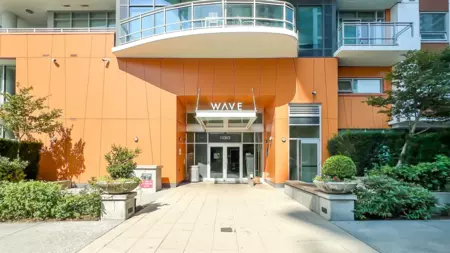 1905 13303 Central Avenue, Surrey, BC, Surrey — Apartment/Condo for sale