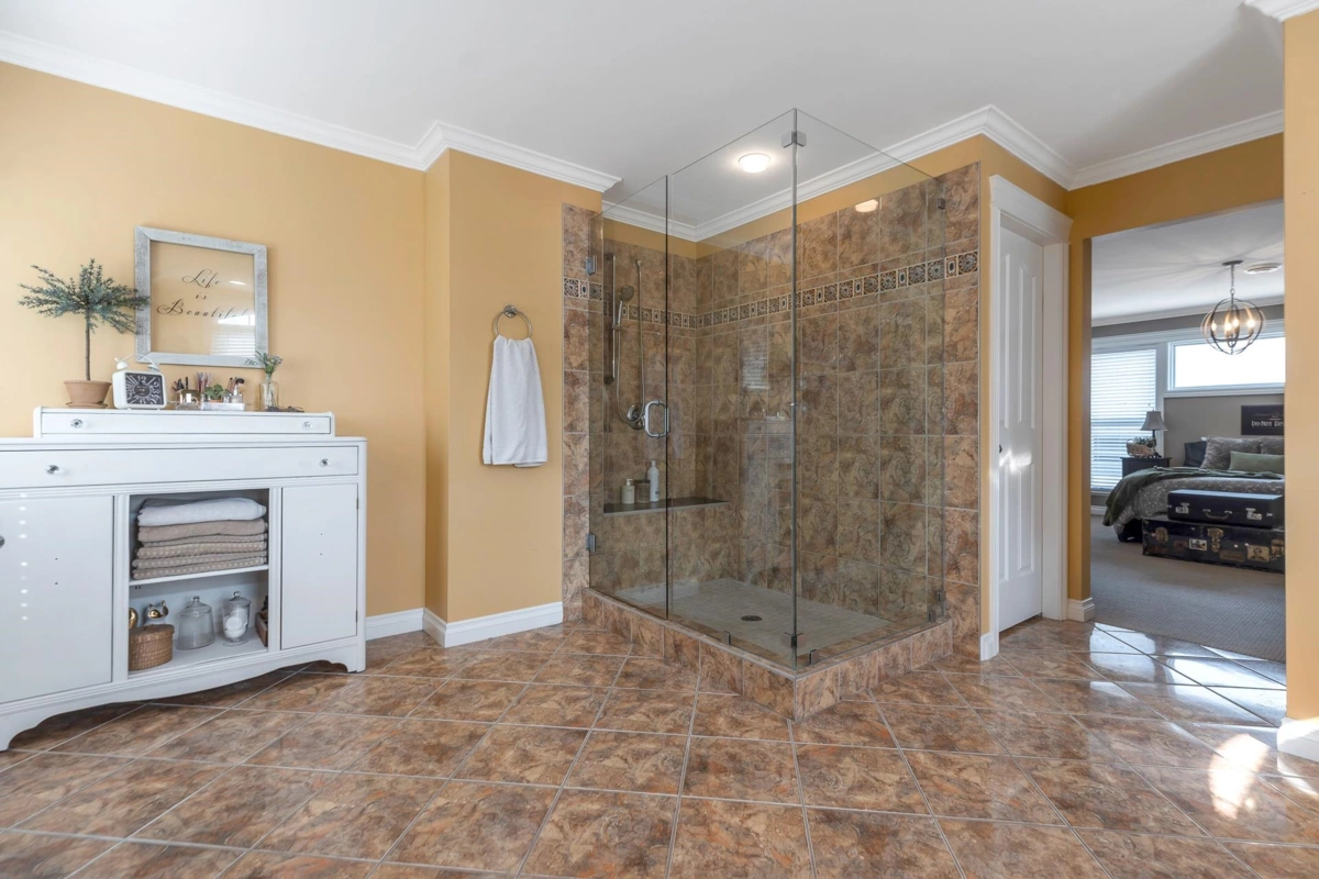 Front Yard Photo of 17 33925 Araki Court, Mission, BC