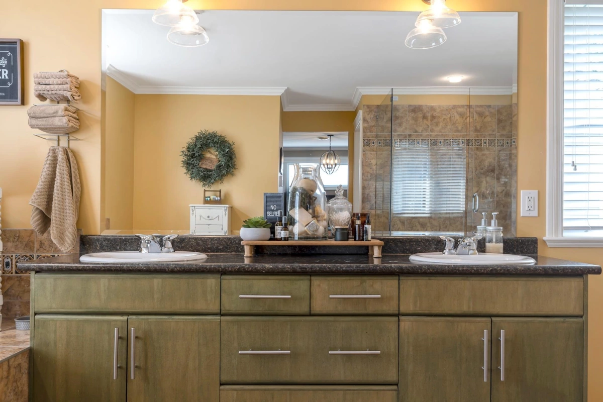 Outdoor Deck Photo of 17 33925 Araki Court, Mission, BC