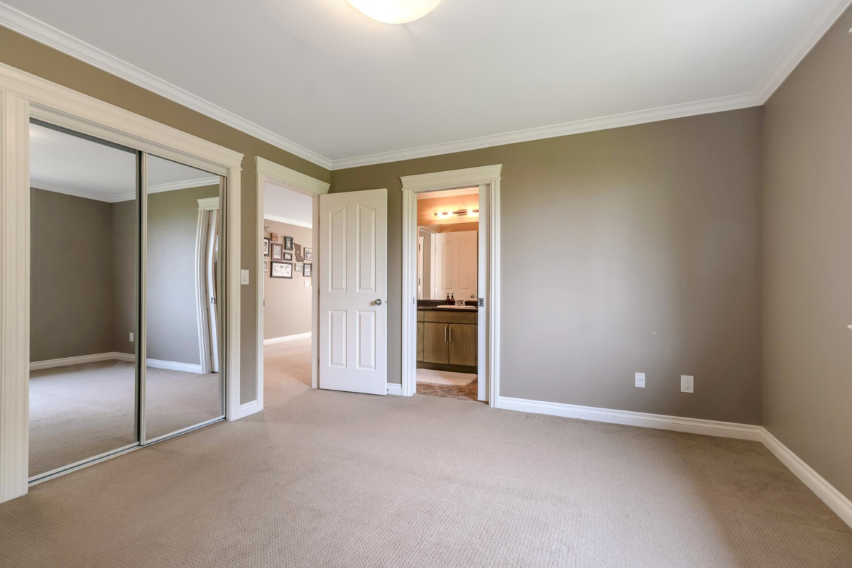 Outdoor Kitchen Photo of 17 33925 Araki Court, Mission, BC