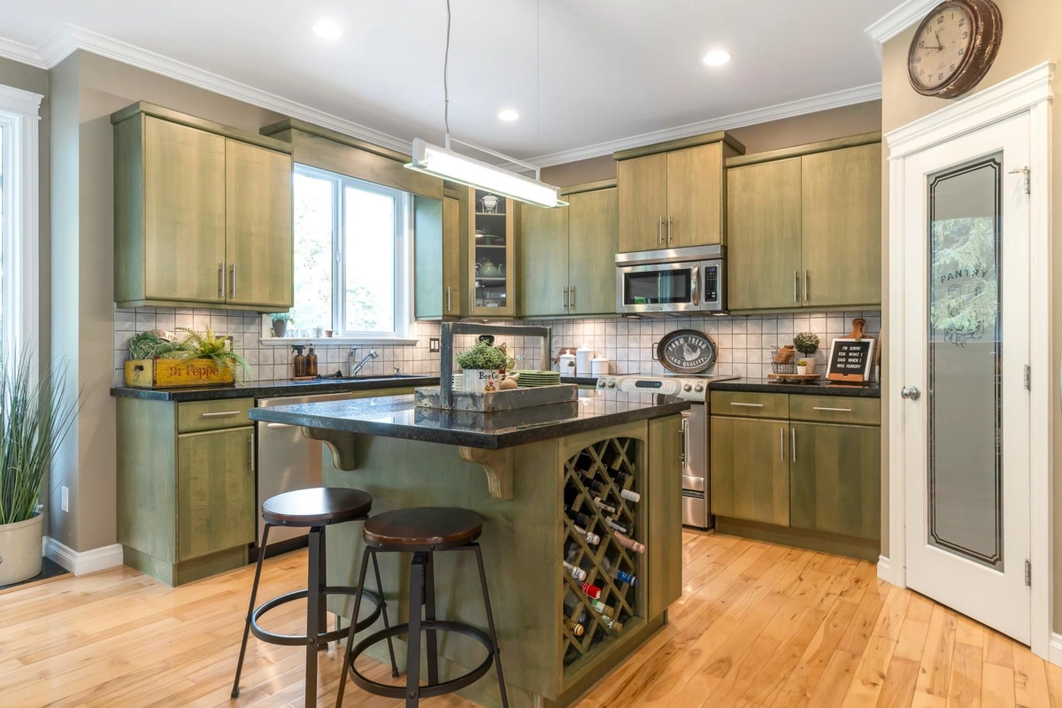 Primary Bathroom Photo of 17 33925 Araki Court, Mission, BC