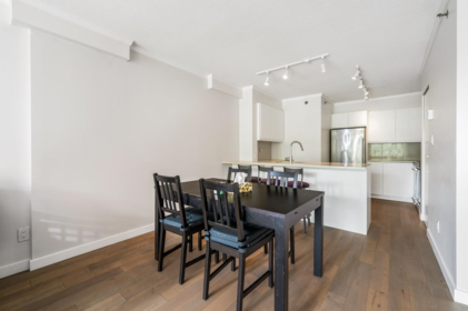 Kitchen Photo of 312 503 W 16th Avenue, Vancouver, BC
